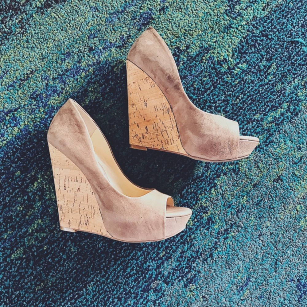 Jessica Simpson Wedges
